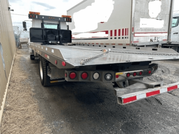 VENDU - Hino L6-L 2024 Neuf – Image 2