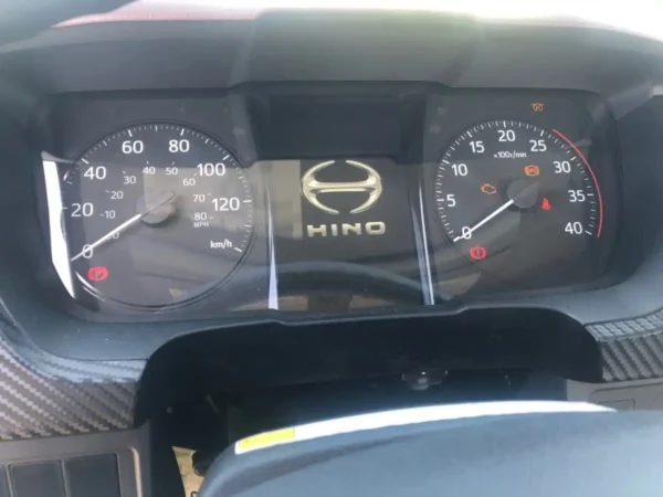 Hino L7 Neuf à vendre | Châssis Nu Prêt à Configurer – Image 8