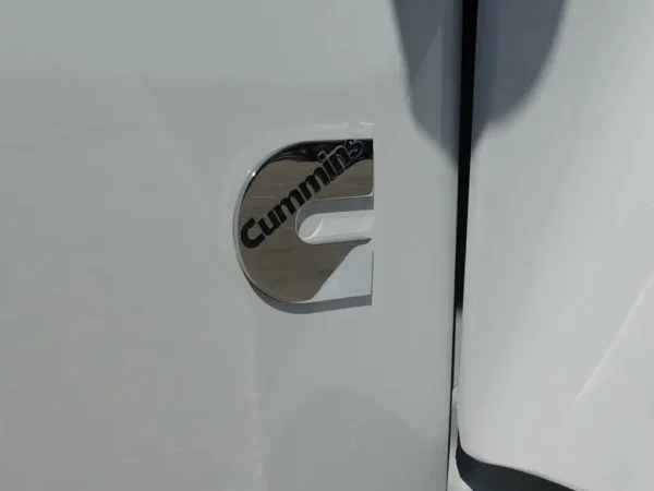 Hino XL8 Neuf à vendre | Châssis Nu Prêt à Configurer – Image 14