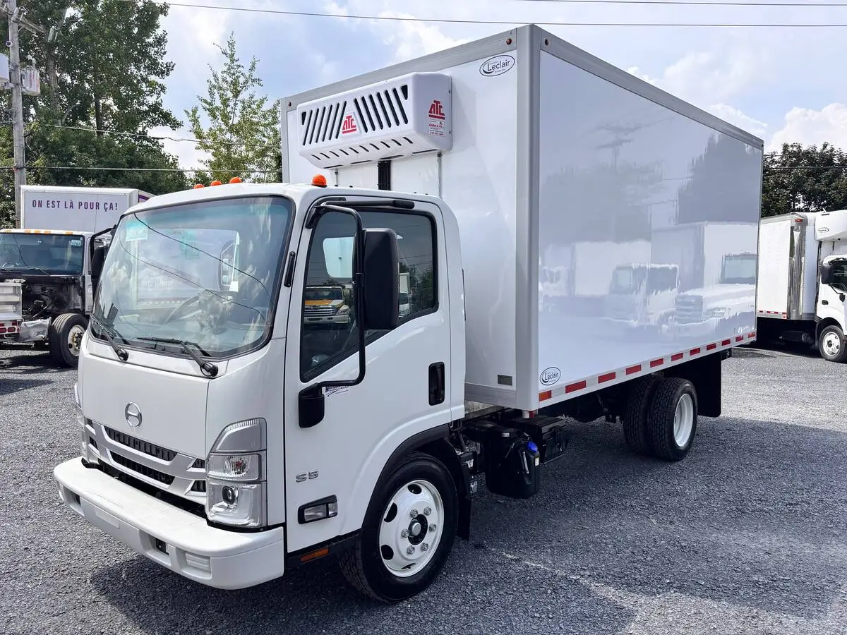 Hino S5 2024 neuf réfrigéré ATC20 et boîte de 16 pieds | Camion réfrigéré neuf à vendre