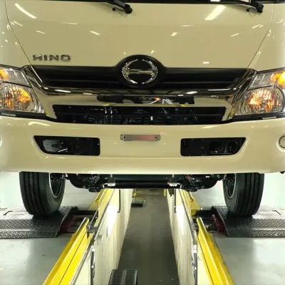 Check-liste d’entretien Camion Hino mensuel : 10 points essentiels à retenir